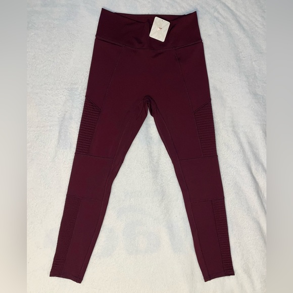 Fabletics Motion365+ High-Waisted Moto Legging | Size: Large - Picture 4 of 8